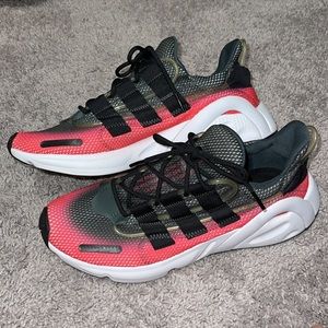 Adidas Lxcon-BRAND NEw- Men’s size 8.5/women’s 10